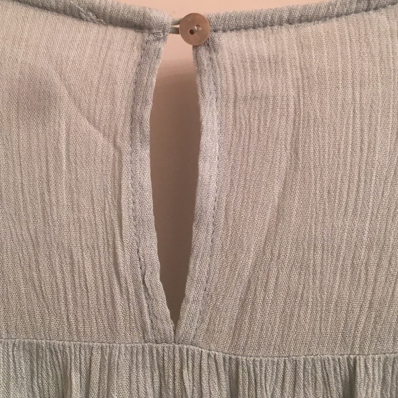 Lace and Grace Feminine and Sweet Flowing Blouse - Picture 4 of 6